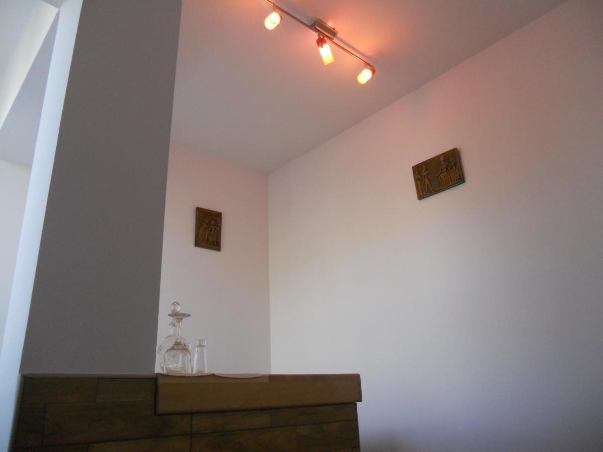 Apartmani Bonaca U Centru Niksica Bagian luar foto